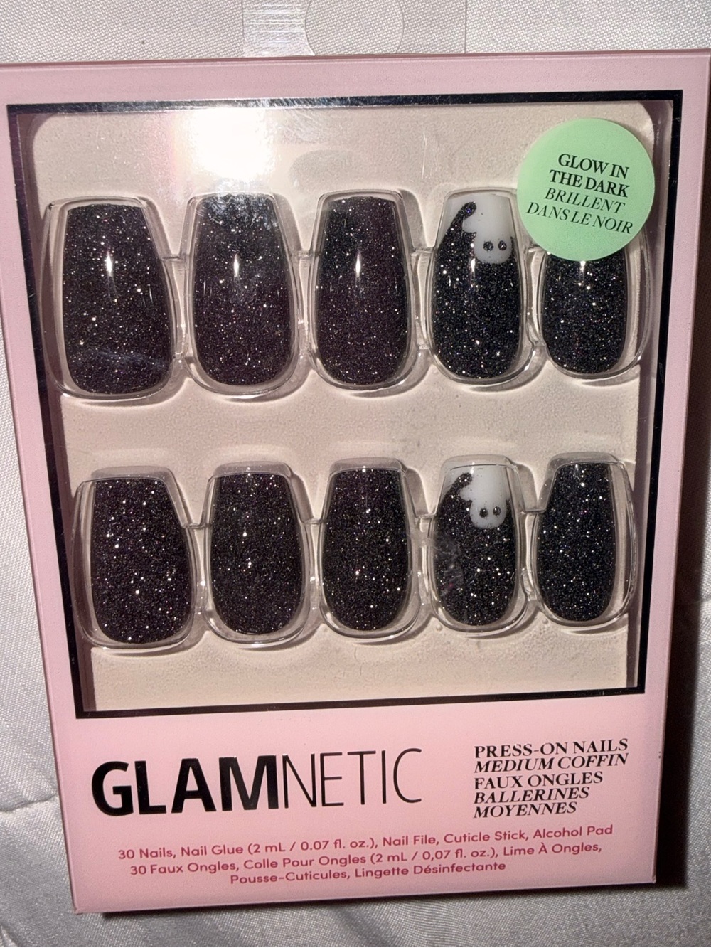 Glamnetic “Phantom Glow” Press On Nails In Medium Coffin - Picture 3 of 5